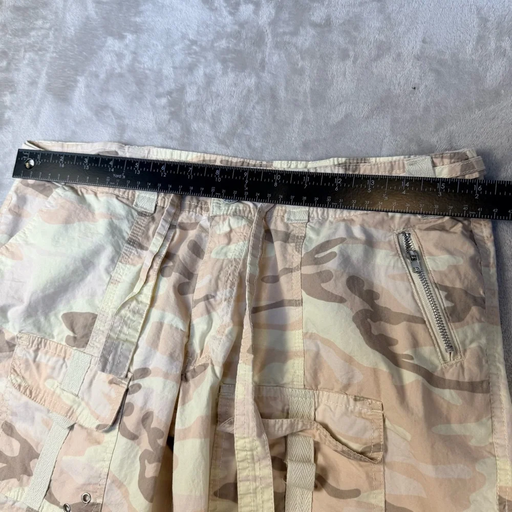 Y2K Pacific Girl Desert Camo Cargo Pants Large Beige Utility 2000s